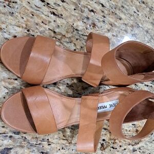 Steve Madden Tan Leather Sandals with Wide Straps